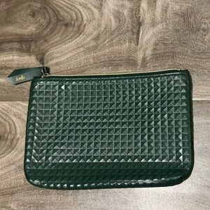 Ipsy Green Cosmetics Bag.